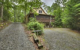Southern Living Cottage Cozy Up By The Fire Relax On The Porch And Enjoy Peaceful Surroundings